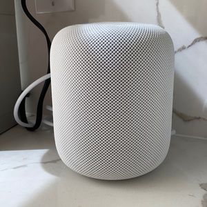Apple home pod (never used)
